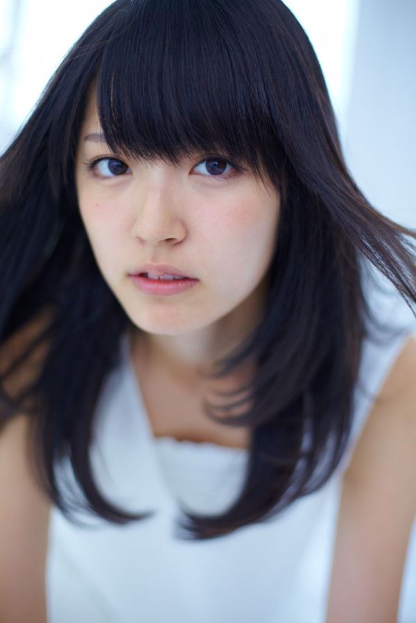 Airi Suzuki Airi Suzuki [¡Hola! 