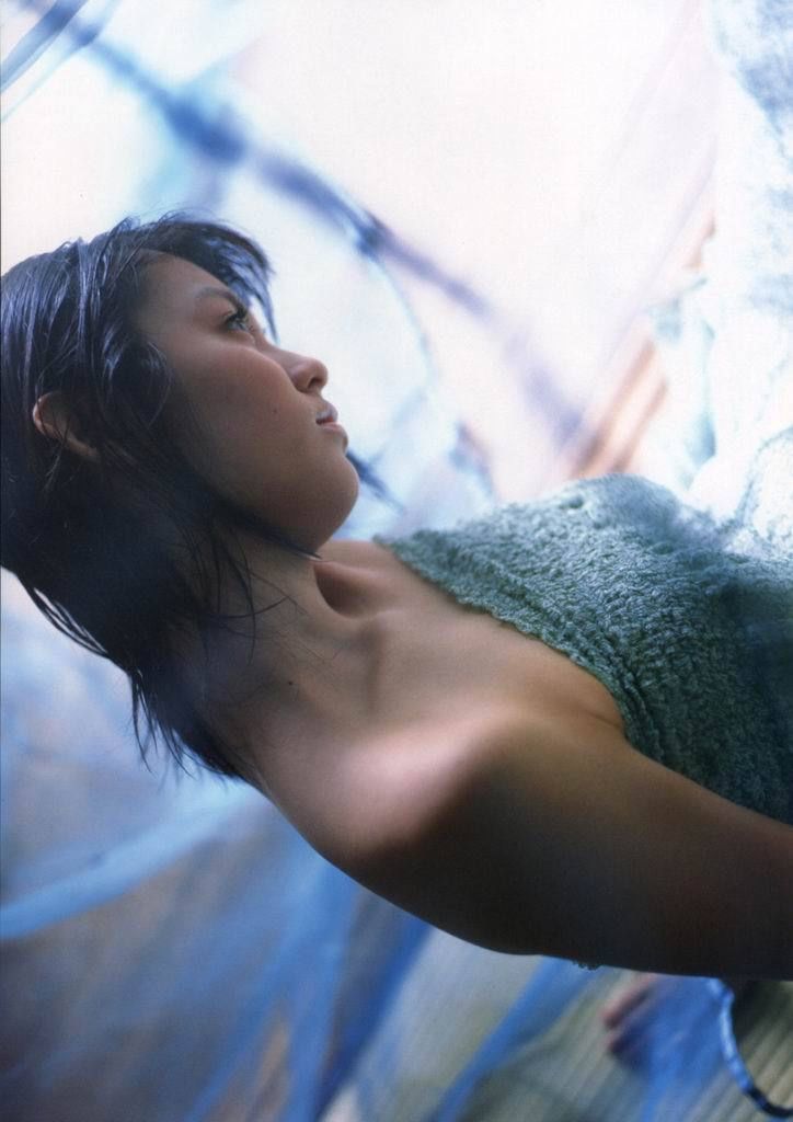 Yuika Motokariya Pagina 37 No.098d15