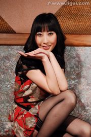 Model Xiao Yufei "The Temptation of Stockings in a Sweet Smile" [丽柜LiGui] Photo of beautiful legs and jade feet