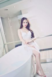 [Taiwan Zhengmei] Xue Jing „Trzy kostiumy w studio”