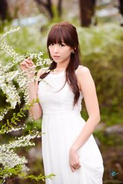 Li Enhui's "Beautiful White Dress" outdoor shooting